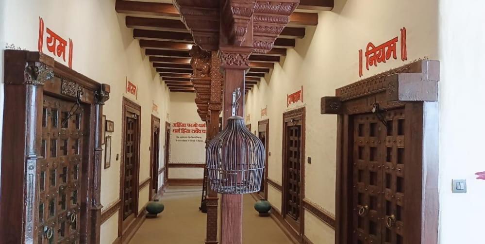 Vedic Dham Ganga Hotel Risikés Kültér fotó